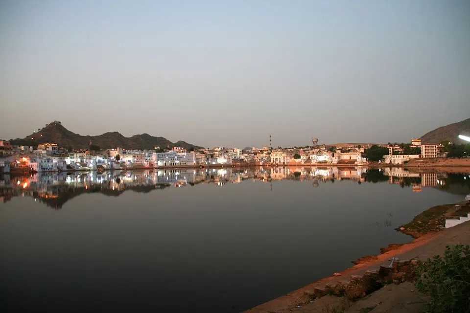 Jaipur to Ajmer Cab Service - Pushkar Lake Add-On Route